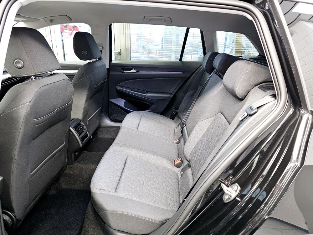 VW Golf Variant  bei Hoffmann Automobile in Wolfsburg kaufen und sofort mitnehmen - Bild 6