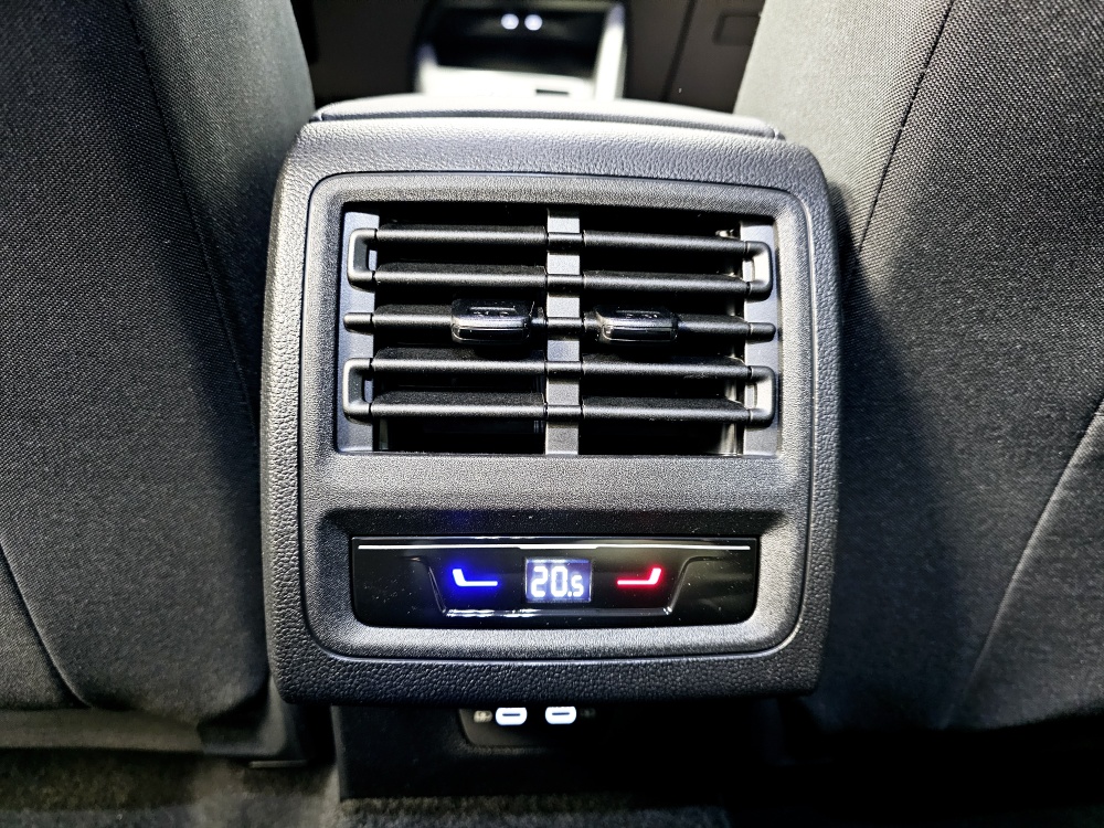 VW Golf Variant  bei Hoffmann Automobile in Wolfsburg kaufen und sofort mitnehmen - Bild 8