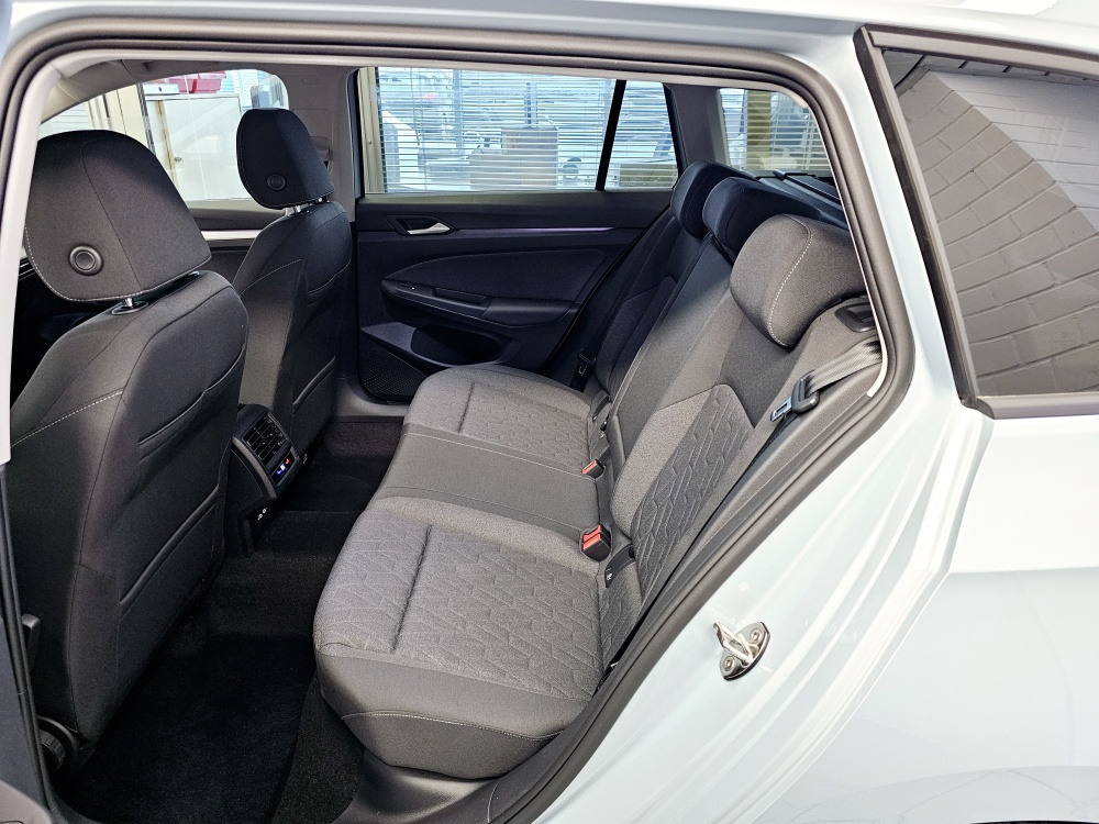 VW Golf Variant  bei Hoffmann Automobile in Wolfsburg kaufen und sofort mitnehmen - Bild 6