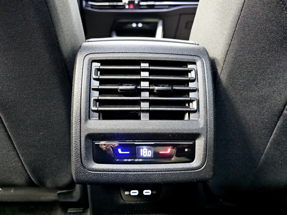 VW Golf Variant  bei Hoffmann Automobile in Wolfsburg kaufen und sofort mitnehmen - Bild 8