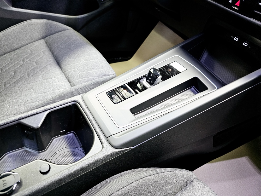 VW Golf Variant  bei Hoffmann Automobile in Wolfsburg kaufen und sofort mitnehmen - Bild 9