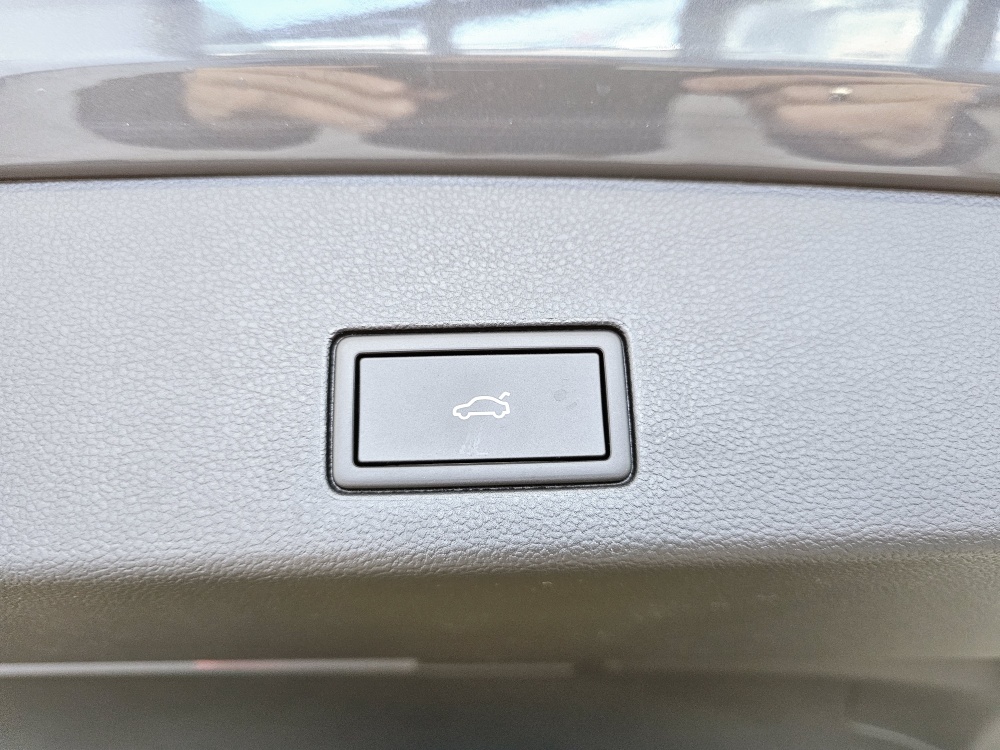 VW Golf Variant  bei Hoffmann Automobile in Wolfsburg kaufen und sofort mitnehmen - Bild 3