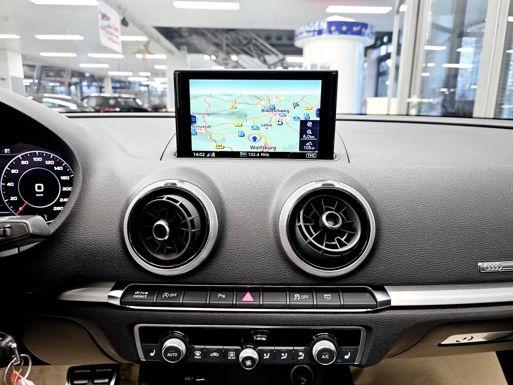 Audi A3 Cabrio  bei Hoffmann Automobile in Wolfsburg kaufen und sofort mitnehmen - Bild 10