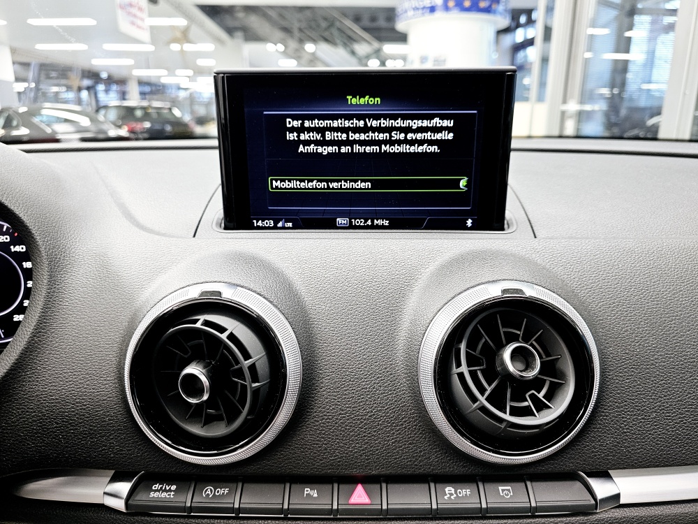 Audi A3 Cabrio  bei Hoffmann Automobile in Wolfsburg kaufen und sofort mitnehmen - Bild 12
