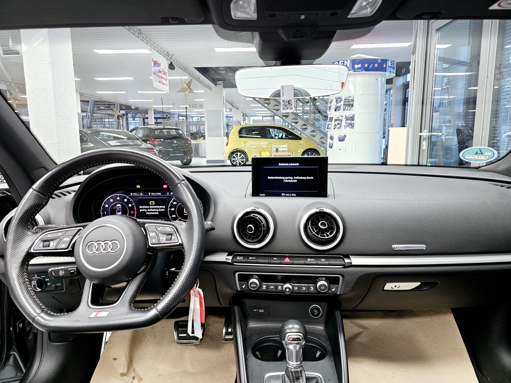Audi A3 Cabrio  bei Hoffmann Automobile in Wolfsburg kaufen und sofort mitnehmen - Bild 8