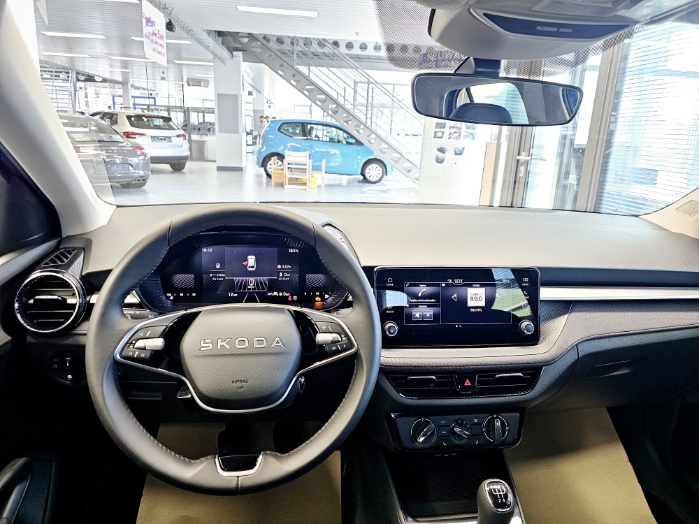 Skoda Fabia  bei Hoffmann Automobile in Wolfsburg kaufen und sofort mitnehmen - Bild 13