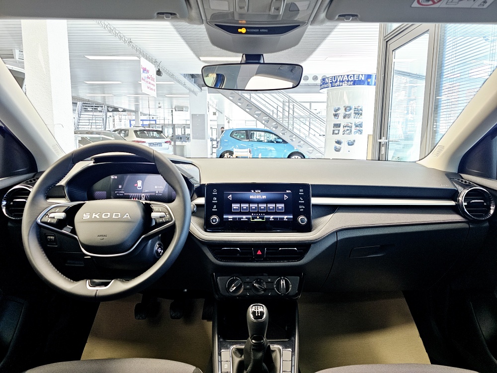 Skoda Fabia  bei Hoffmann Automobile in Wolfsburg kaufen und sofort mitnehmen - Bild 5