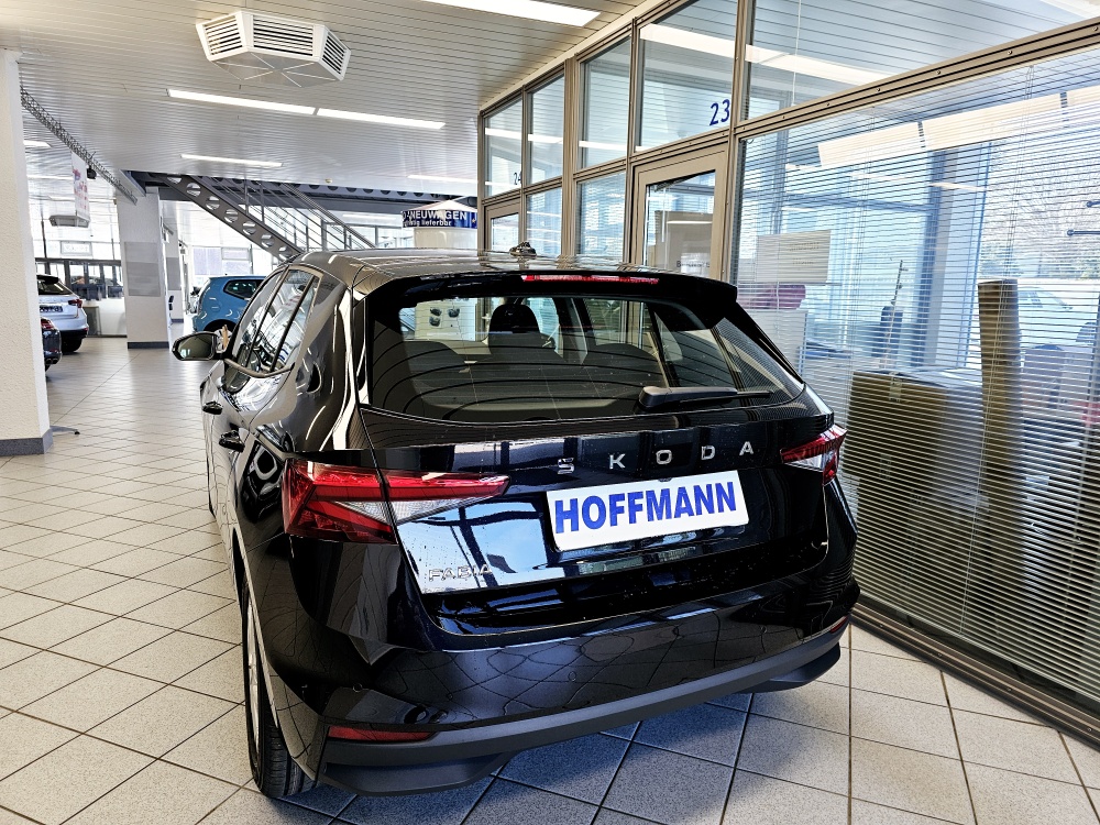Skoda Fabia  bei Hoffmann Automobile in Wolfsburg kaufen und sofort mitnehmen - Bild 3
