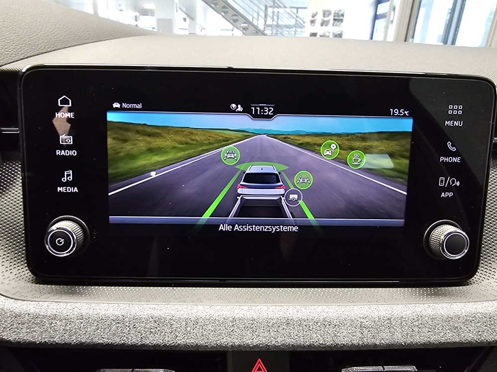 Skoda Kamiq  bei Hoffmann Automobile in Wolfsburg kaufen und sofort mitnehmen - Bild 13