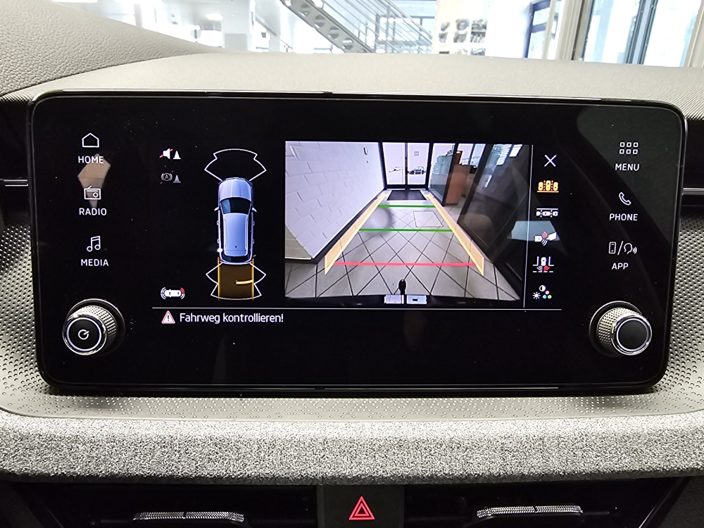 Skoda Kamiq  bei Hoffmann Automobile in Wolfsburg kaufen und sofort mitnehmen - Bild 14