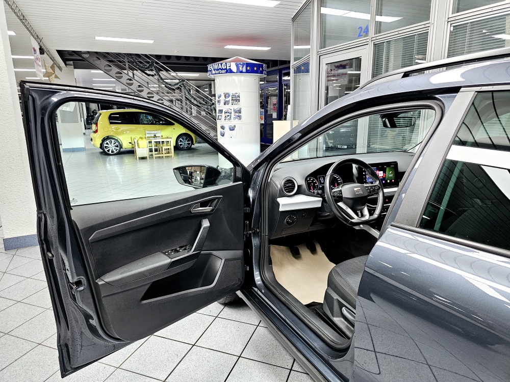 Seat Arona  bei Hoffmann Automobile in Wolfsburg kaufen und sofort mitnehmen - Bild 17
