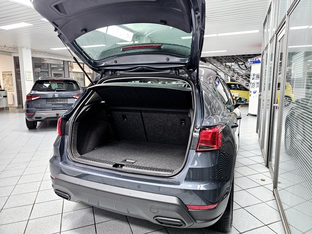 Seat Arona  bei Hoffmann Automobile in Wolfsburg kaufen und sofort mitnehmen - Bild 2