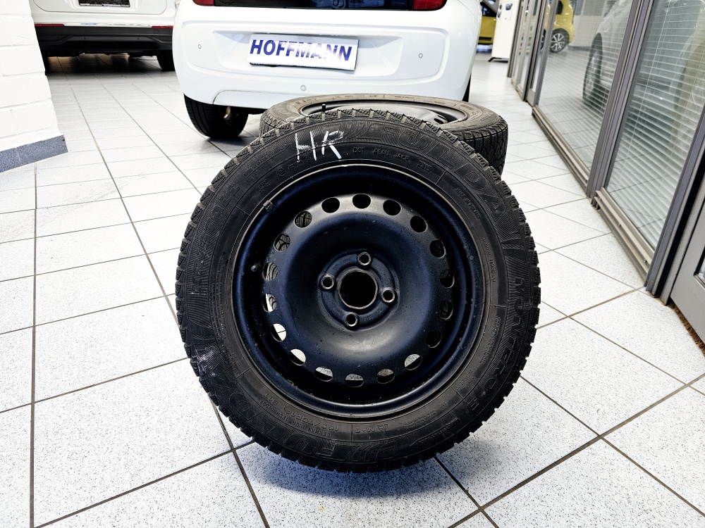 VW up!  bei Hoffmann Automobile in Wolfsburg kaufen und sofort mitnehmen - Bild 3