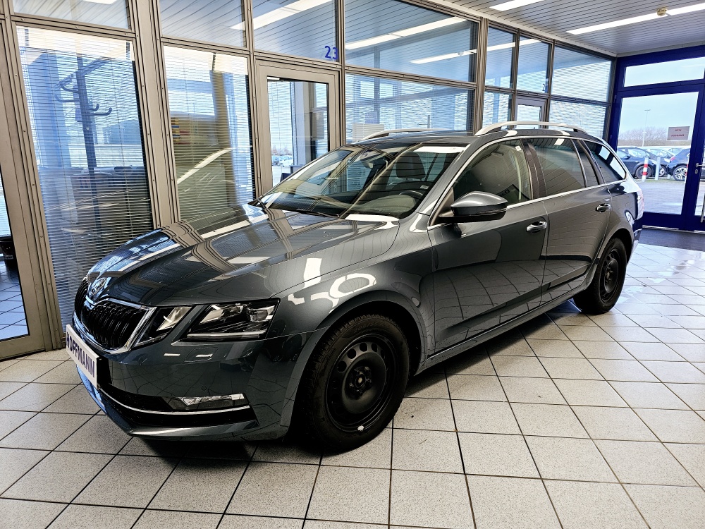 Skoda Octavia Combi Premium Edition für nur 19.900,- € bei Hoffmann Automobile in Wolfsburg kaufen und sofort mitnehmen