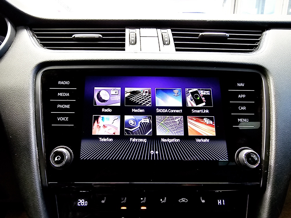 Skoda Octavia Combi  bei Hoffmann Automobile in Wolfsburg kaufen und sofort mitnehmen - Bild 12