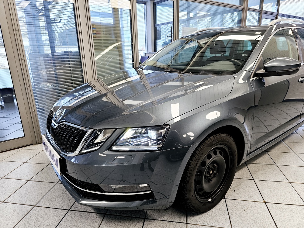 Skoda Octavia Combi  bei Hoffmann Automobile in Wolfsburg kaufen und sofort mitnehmen - Bild 22