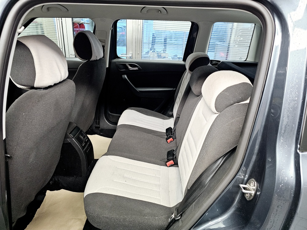 Skoda Yeti  bei Hoffmann Automobile in Wolfsburg kaufen und sofort mitnehmen - Bild 4