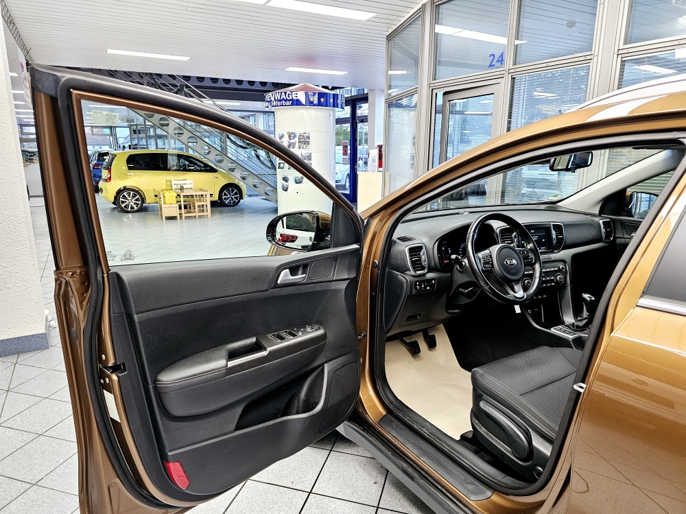 Kia Sportage  bei Hoffmann Automobile in Wolfsburg kaufen und sofort mitnehmen - Bild 21
