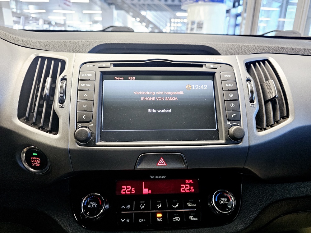 Kia Sportage  bei Hoffmann Automobile in Wolfsburg kaufen und sofort mitnehmen - Bild 12