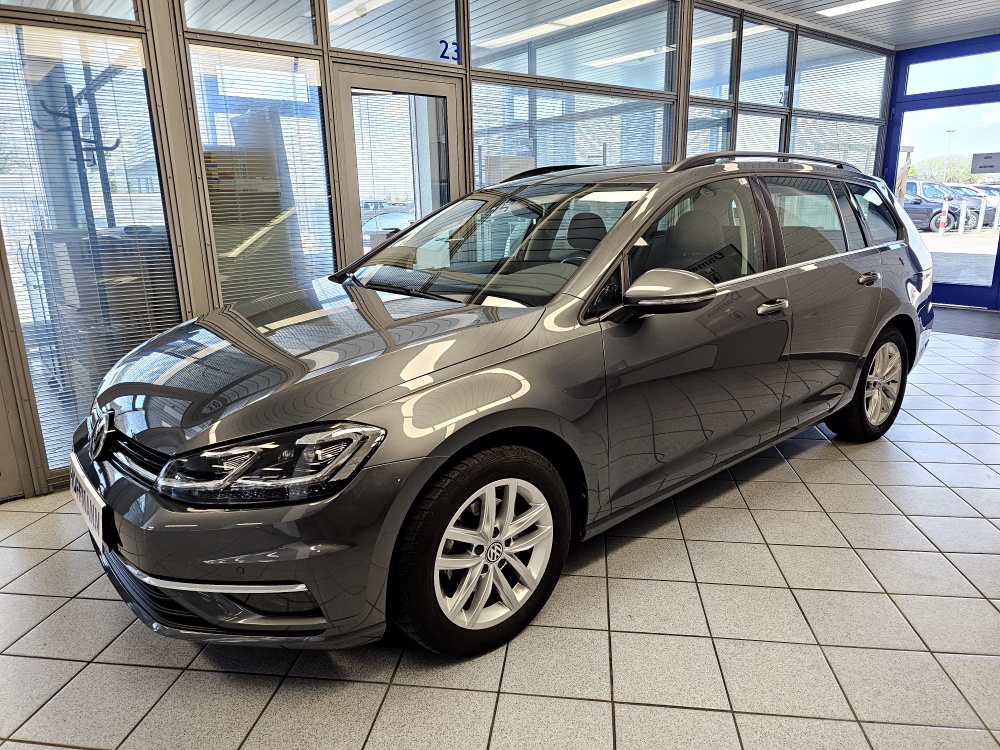 VW Golf Variant Comfortline für nur 18.900,- € bei Hoffmann Automobile in Wolfsburg kaufen und sofort mitnehmen