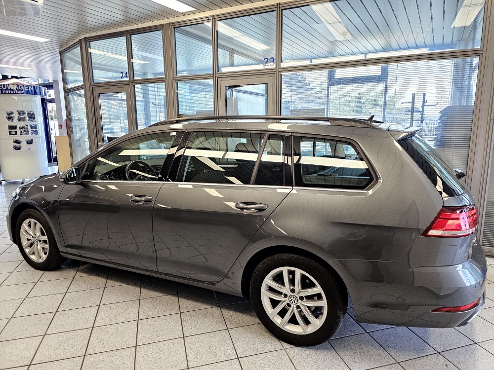 VW Golf Variant  bei Hoffmann Automobile in Wolfsburg kaufen und sofort mitnehmen - Bild 19
