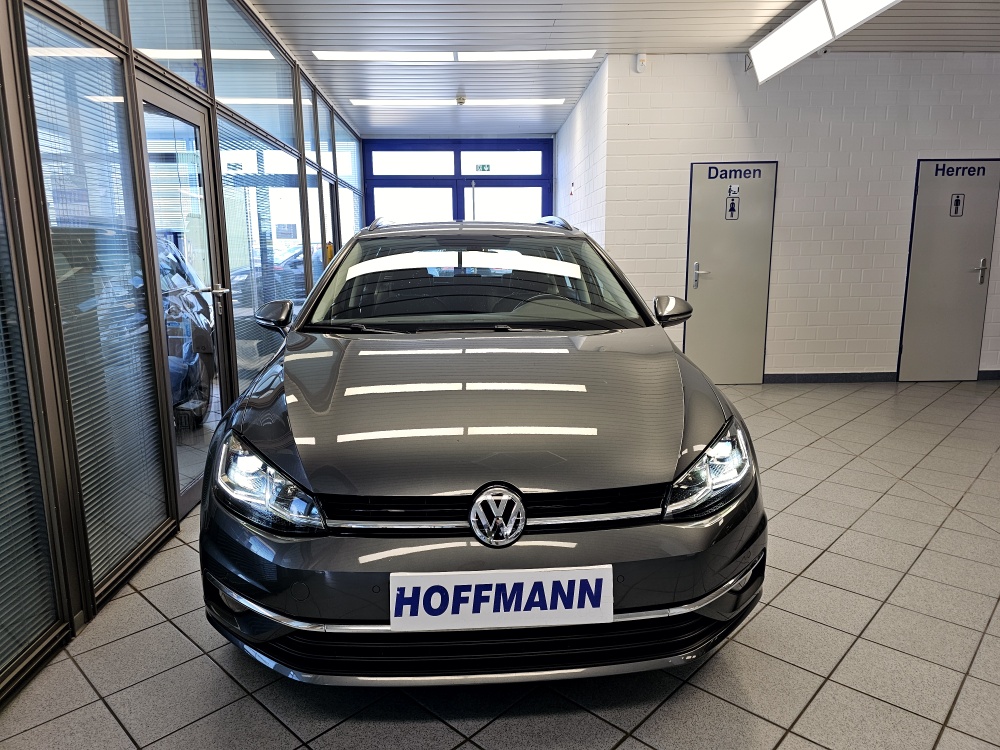VW Golf Variant  bei Hoffmann Automobile in Wolfsburg kaufen und sofort mitnehmen - Bild 21