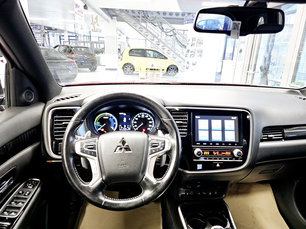 Mitsubishi Outlander  bei Hoffmann Automobile in Wolfsburg kaufen und sofort mitnehmen - Bild 21