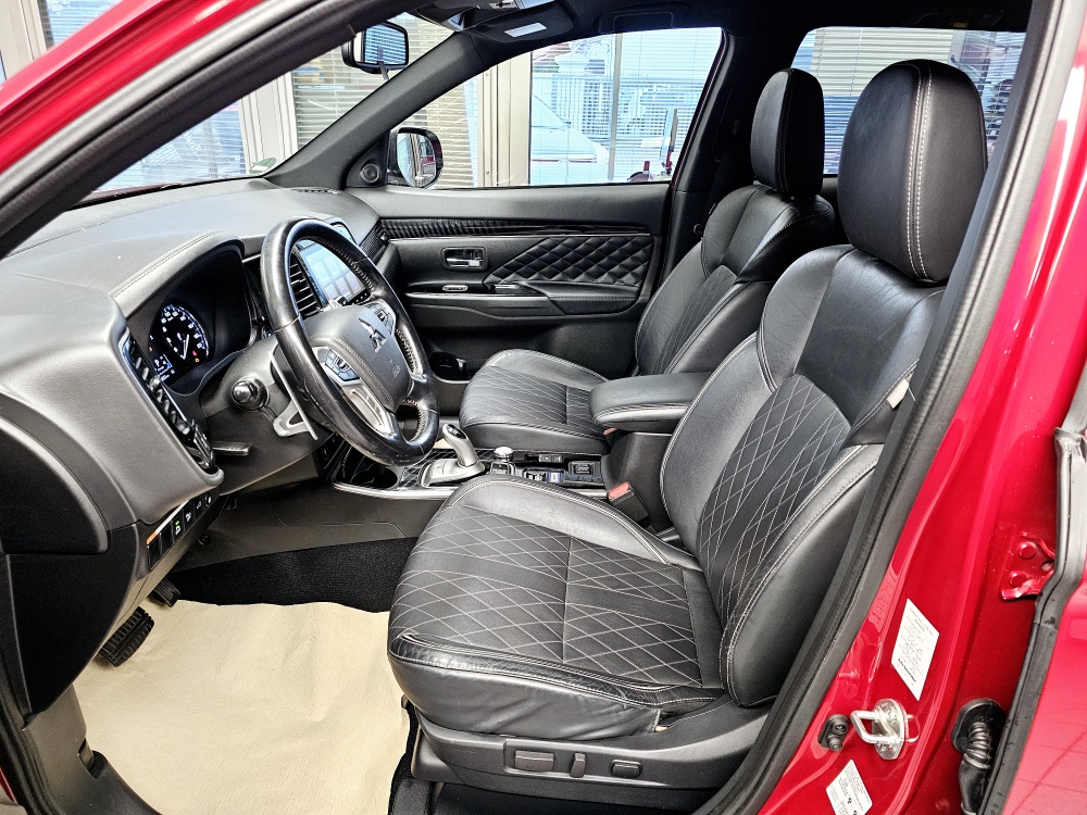 Mitsubishi Outlander  bei Hoffmann Automobile in Wolfsburg kaufen und sofort mitnehmen - Bild 23