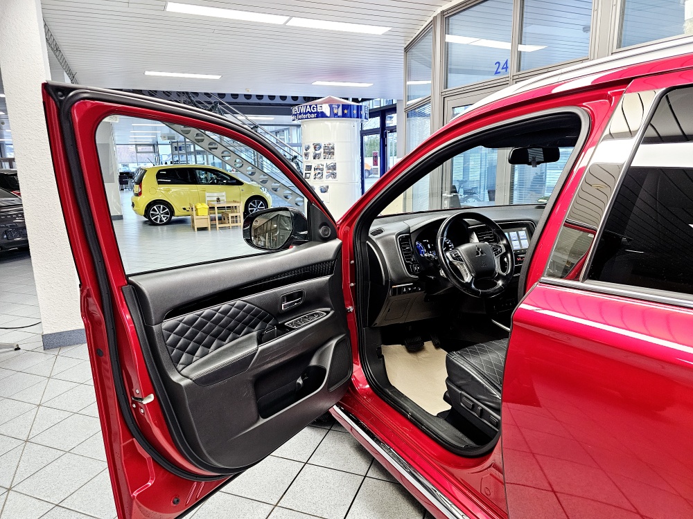 Mitsubishi Outlander  bei Hoffmann Automobile in Wolfsburg kaufen und sofort mitnehmen - Bild 26