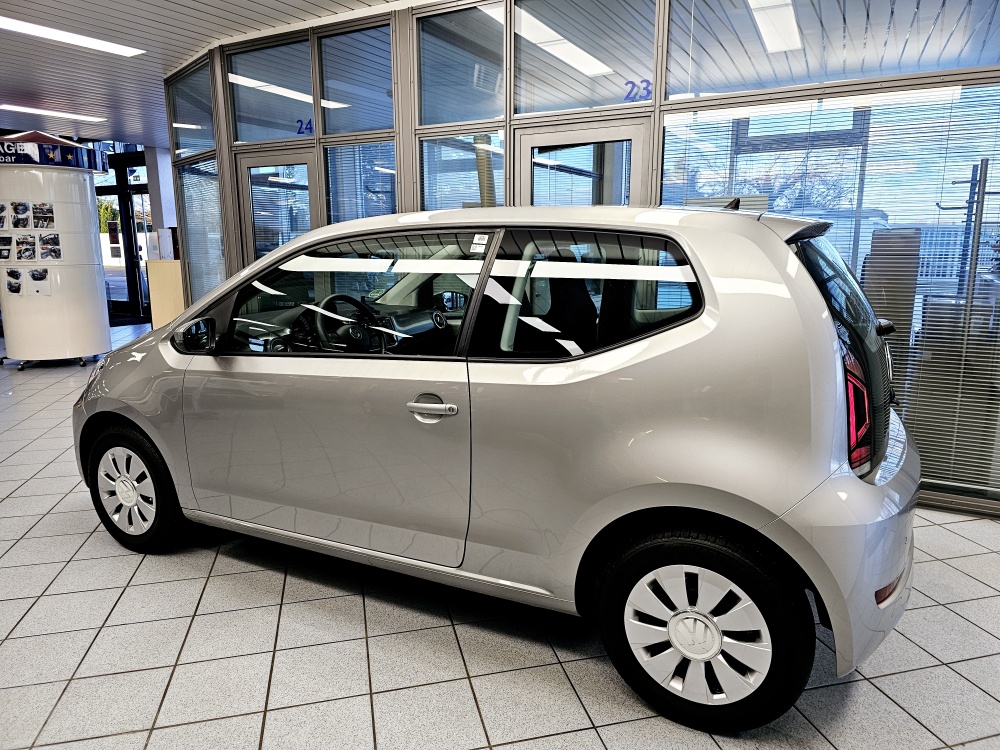 VW up!  bei Hoffmann Automobile in Wolfsburg kaufen und sofort mitnehmen - Bild 15
