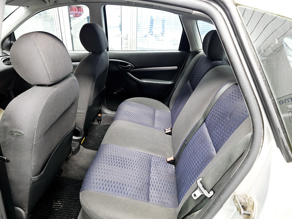 Ford Focus  bei Hoffmann Automobile in Wolfsburg kaufen und sofort mitnehmen - Bild 5