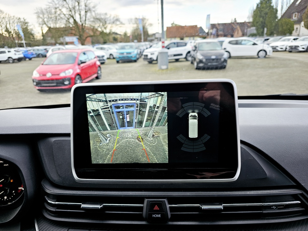 Maxus Deliver 9  bei Hoffmann Automobile in Wolfsburg kaufen und sofort mitnehmen - Bild 12