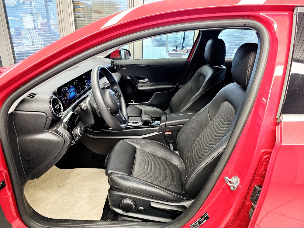 Mercedes-Benz A 180  bei Hoffmann Automobile in Wolfsburg kaufen und sofort mitnehmen - Bild 18