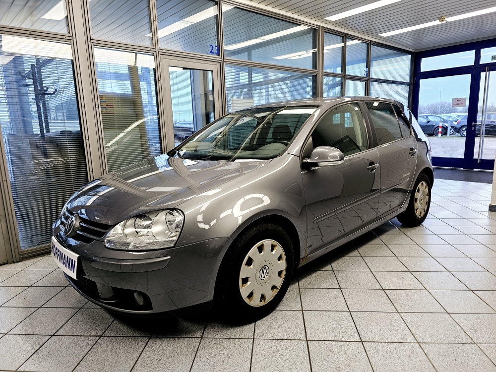 VW Golf  für nur 2.500,- € bei Hoffmann Automobile in Wolfsburg kaufen und sofort mitnehmen