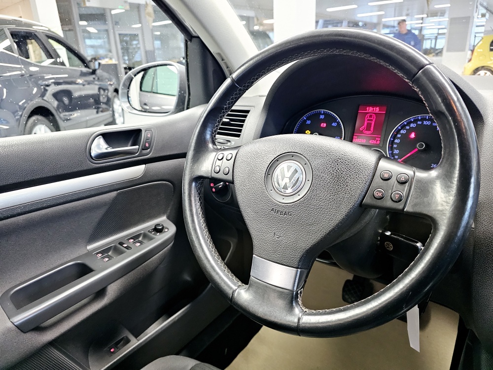 VW Golf  bei Hoffmann Automobile in Wolfsburg kaufen und sofort mitnehmen - Bild 11
