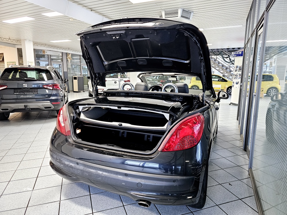 Peugeot 207 CC  bei Hoffmann Automobile in Wolfsburg kaufen und sofort mitnehmen - Bild 2