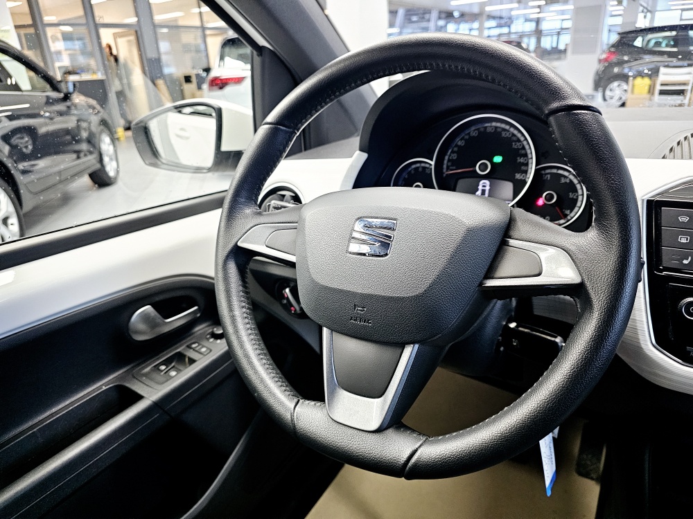 Seat Mii  bei Hoffmann Automobile in Wolfsburg kaufen und sofort mitnehmen - Bild 11