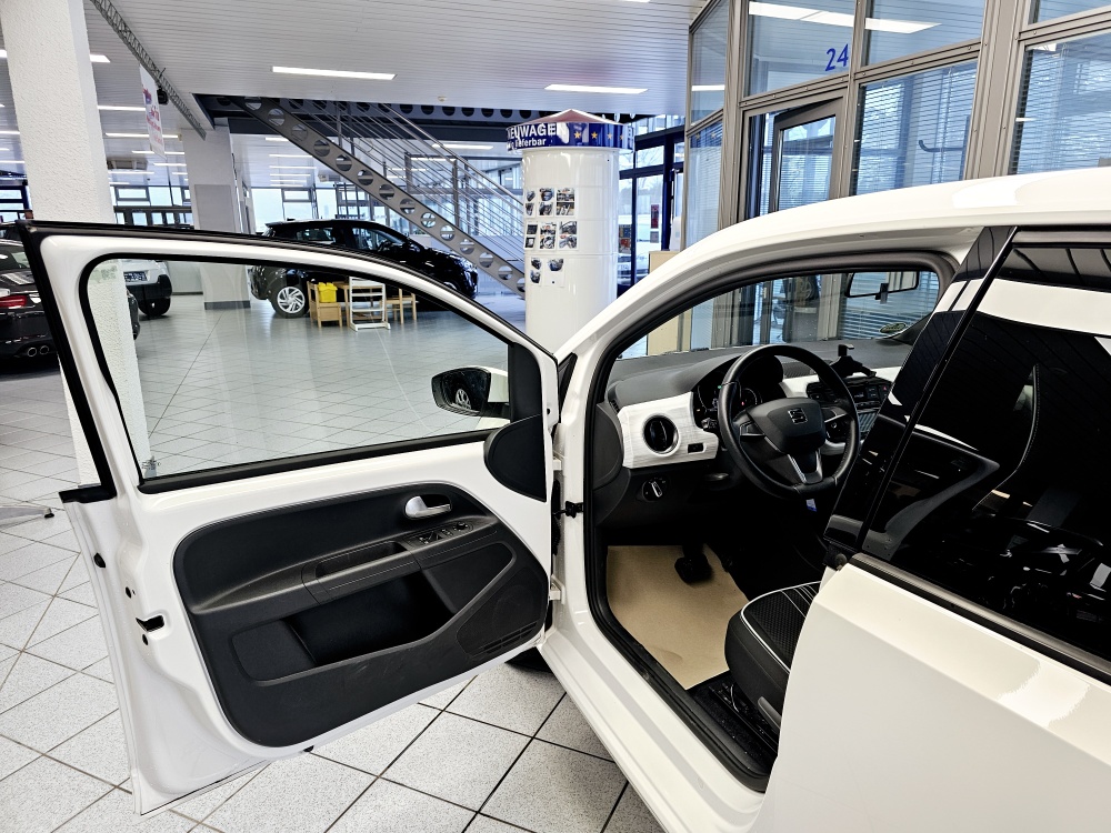 Seat Mii  bei Hoffmann Automobile in Wolfsburg kaufen und sofort mitnehmen - Bild 15