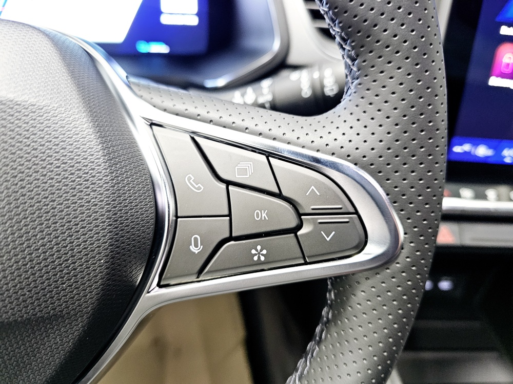 Renault Symbioz  bei Hoffmann Automobile in Wolfsburg kaufen und sofort mitnehmen - Bild 17