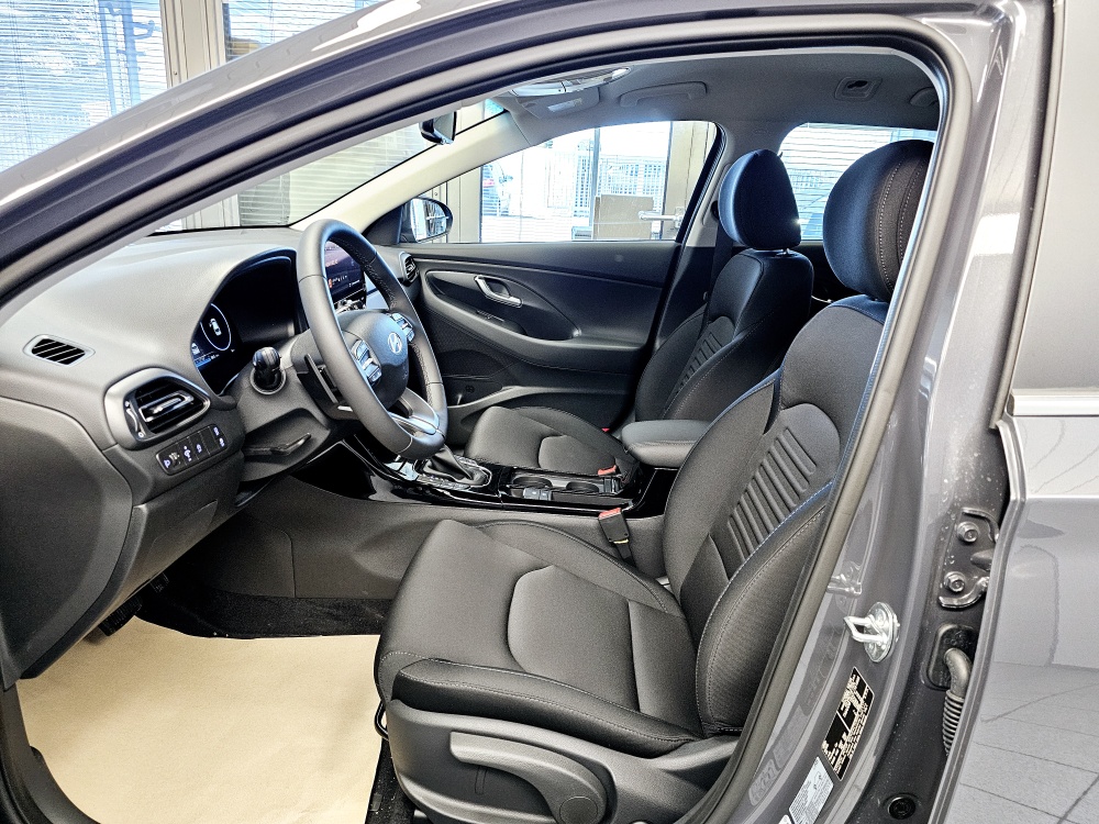 Hyundai i30 Kombi  bei Hoffmann Automobile in Wolfsburg kaufen und sofort mitnehmen - Bild 21