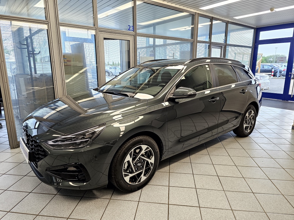 Hyundai i30 Kombi Style für nur 23.950,- € bei Hoffmann Automobile in Wolfsburg kaufen und sofort mitnehmen