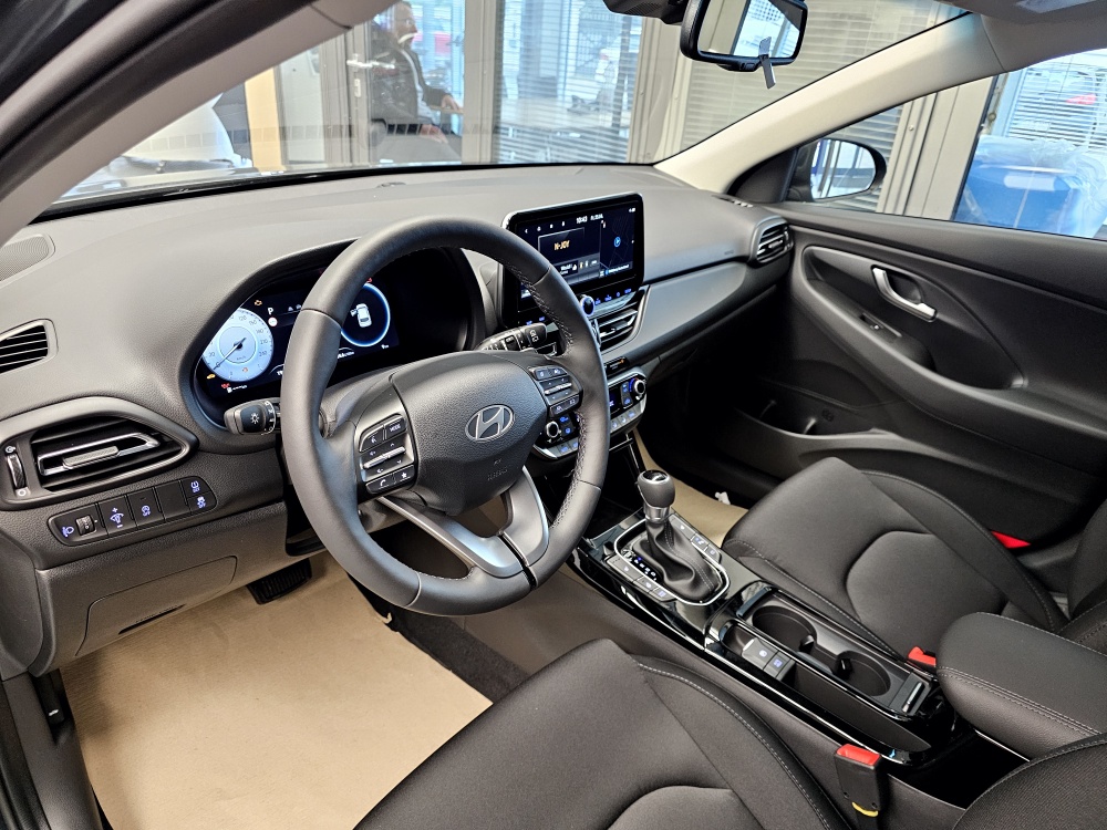 Hyundai i30 Kombi  bei Hoffmann Automobile in Wolfsburg kaufen und sofort mitnehmen - Bild 19