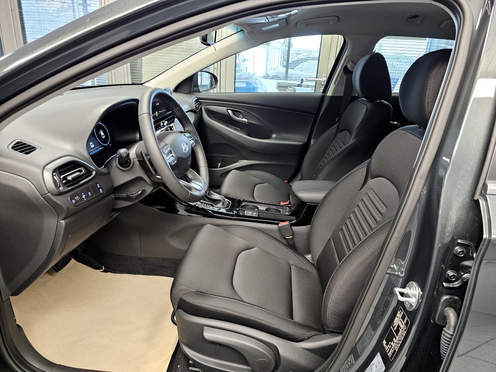 Hyundai i30 Kombi  bei Hoffmann Automobile in Wolfsburg kaufen und sofort mitnehmen - Bild 20