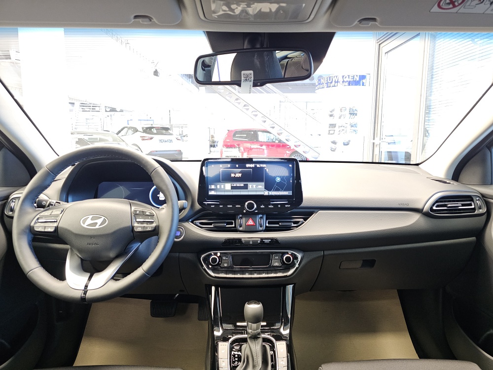 Hyundai i30 Kombi  bei Hoffmann Automobile in Wolfsburg kaufen und sofort mitnehmen - Bild 5