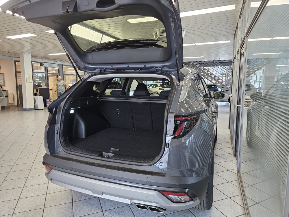 Hyundai Tucson  bei Hoffmann Automobile in Wolfsburg kaufen und sofort mitnehmen - Bild 2