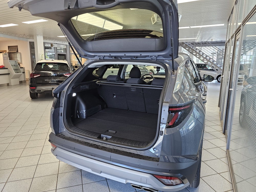 Hyundai Tucson  bei Hoffmann Automobile in Wolfsburg kaufen und sofort mitnehmen - Bild 2