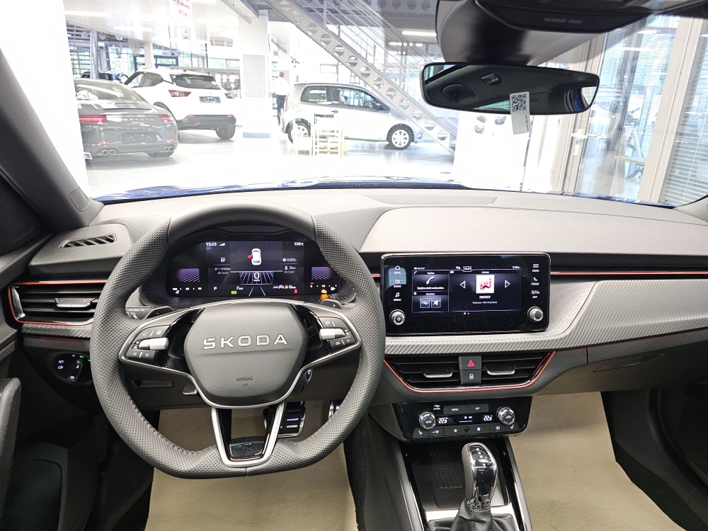 Skoda Kamiq  bei Hoffmann Automobile in Wolfsburg kaufen und sofort mitnehmen - Bild 17