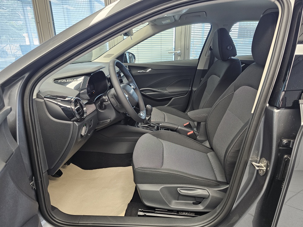Skoda Fabia  bei Hoffmann Automobile in Wolfsburg kaufen und sofort mitnehmen - Bild 19