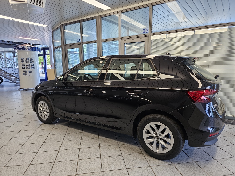 Skoda Fabia  bei Hoffmann Automobile in Wolfsburg kaufen und sofort mitnehmen - Bild 21