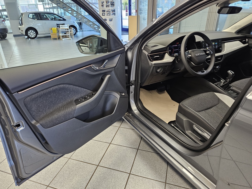 Skoda Scala  bei Hoffmann Automobile in Wolfsburg kaufen und sofort mitnehmen - Bild 25